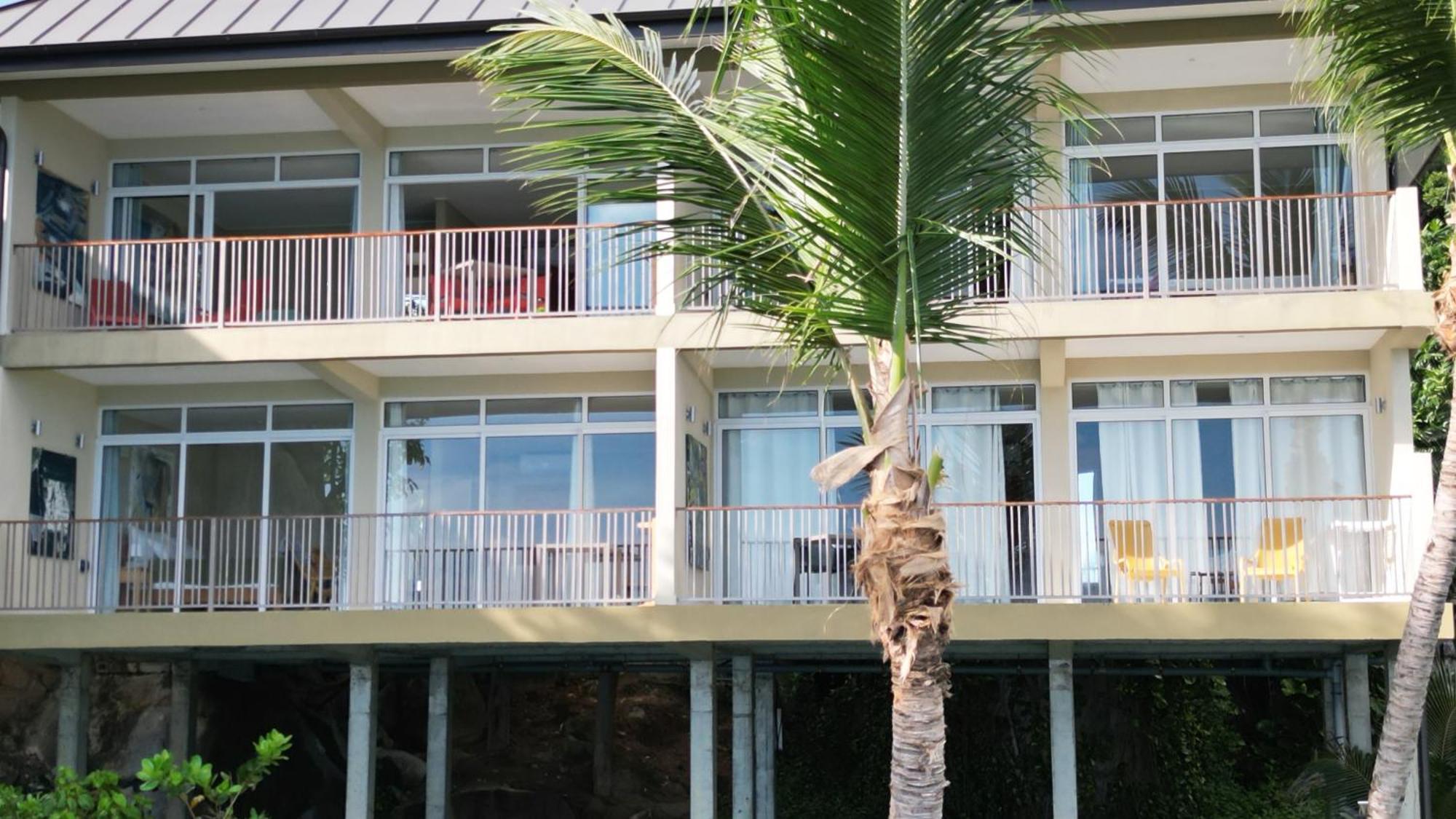 Maka Bay Self Catering Apartment Victoria Exterior photo