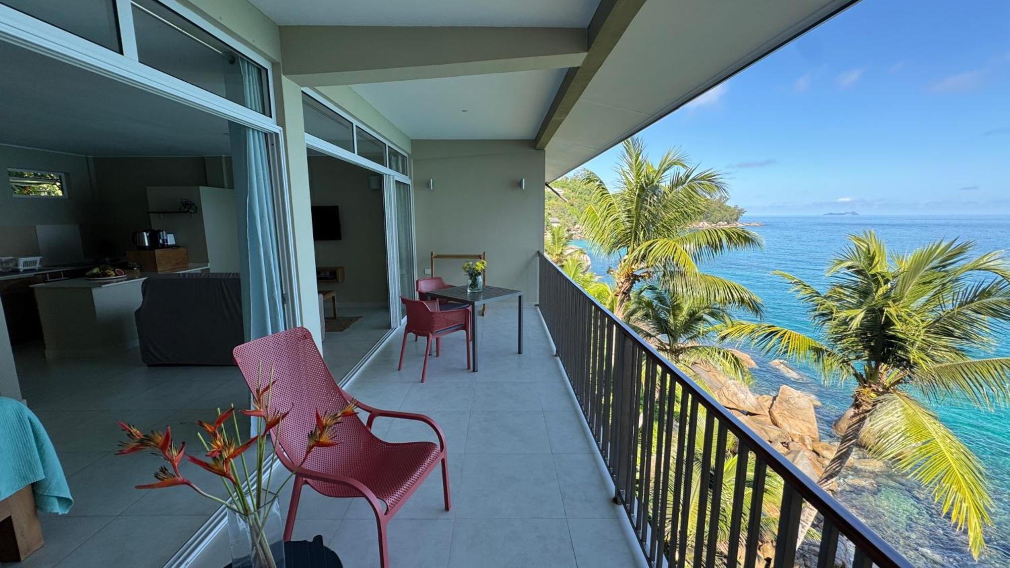 Maka Bay Self Catering Apartment Victoria Exterior photo